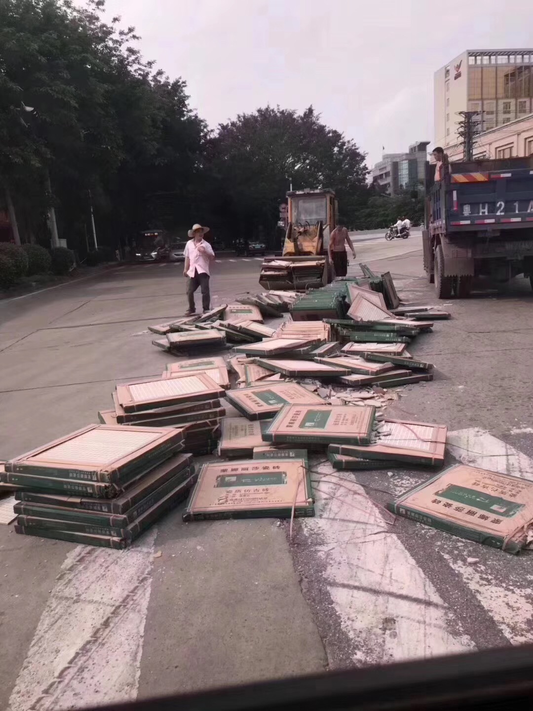 為什么收貨時(shí)出現(xiàn)少貨或者破損？